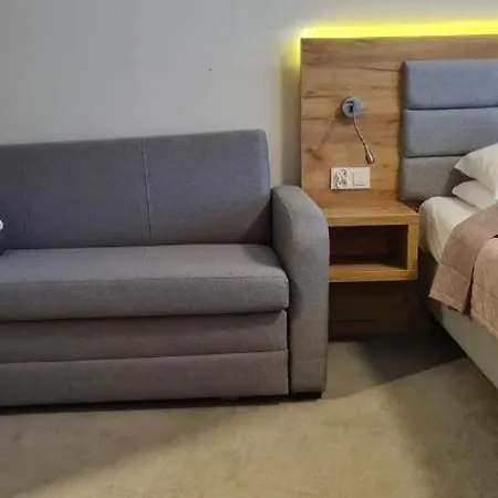 Czarna Gora 128 Apartment *