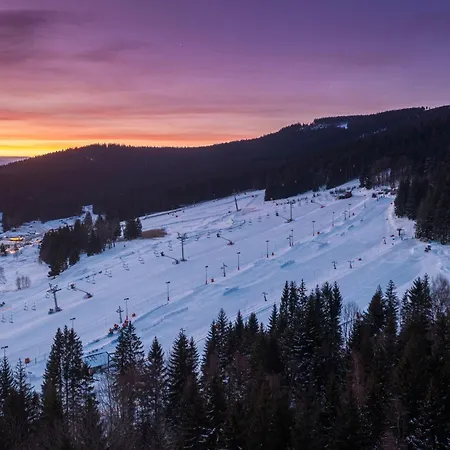 Czarna Gora 128 Siena